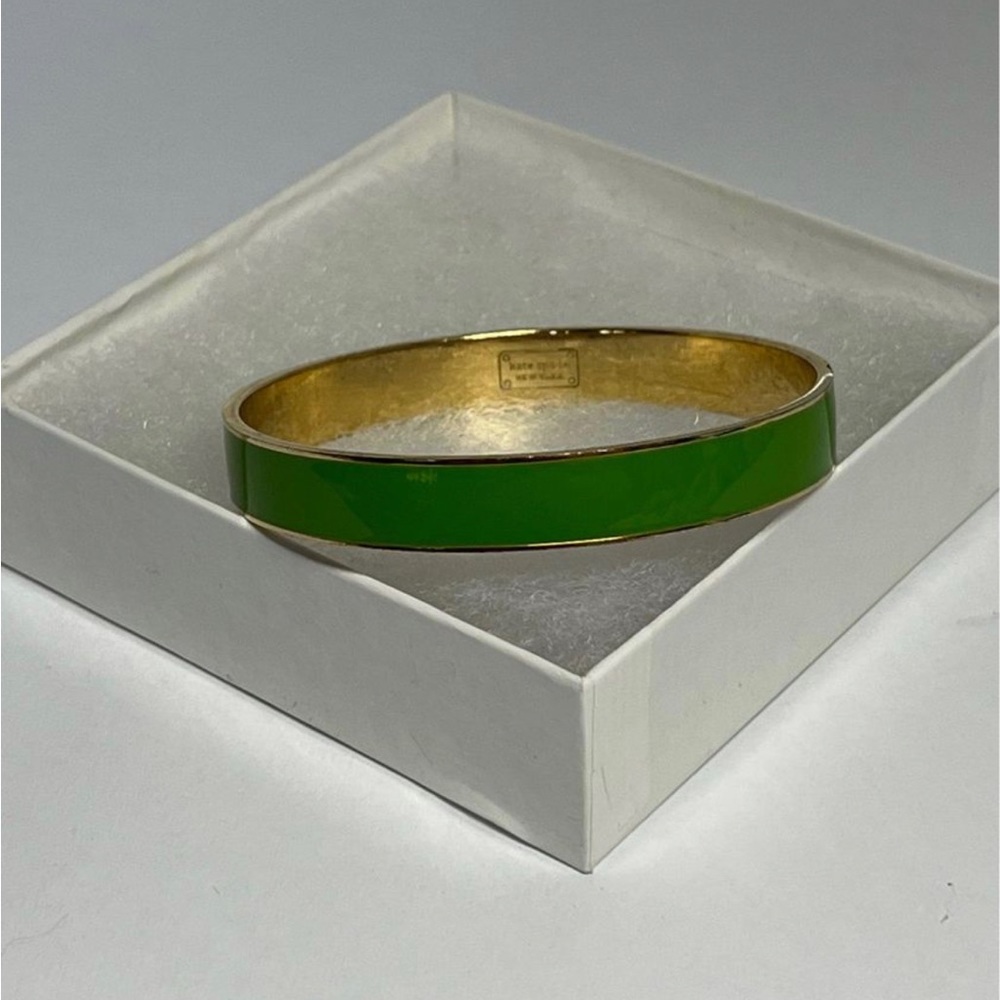 Kate Spade Grass Is Always Greener Inlaid Green Enamel Bangle Bracelet Slip On